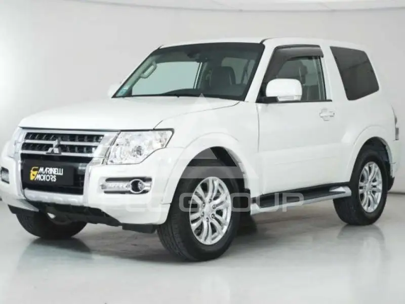 2000 Mitsubishi PAJARO