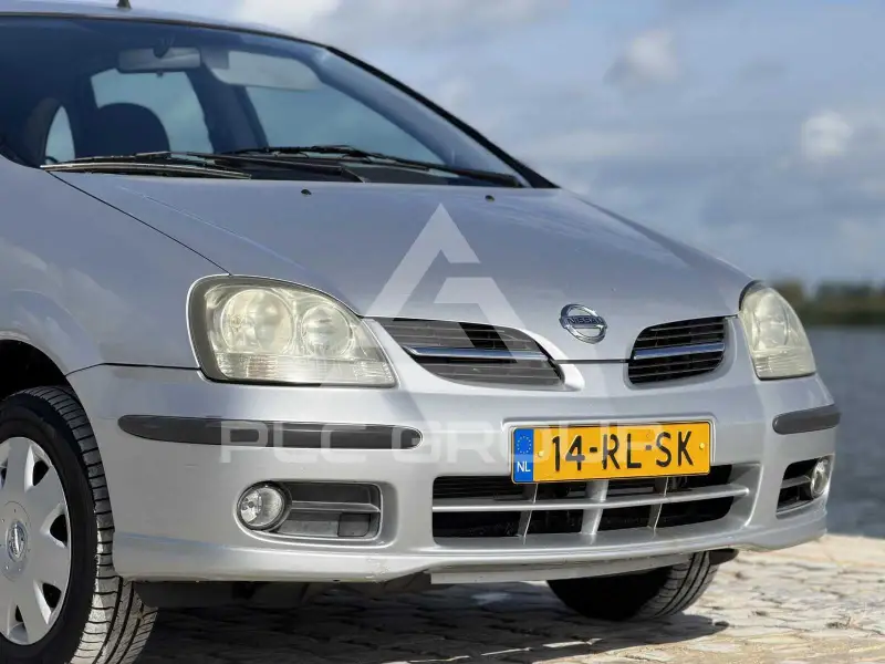 2000 Nissan ALMERA TINO