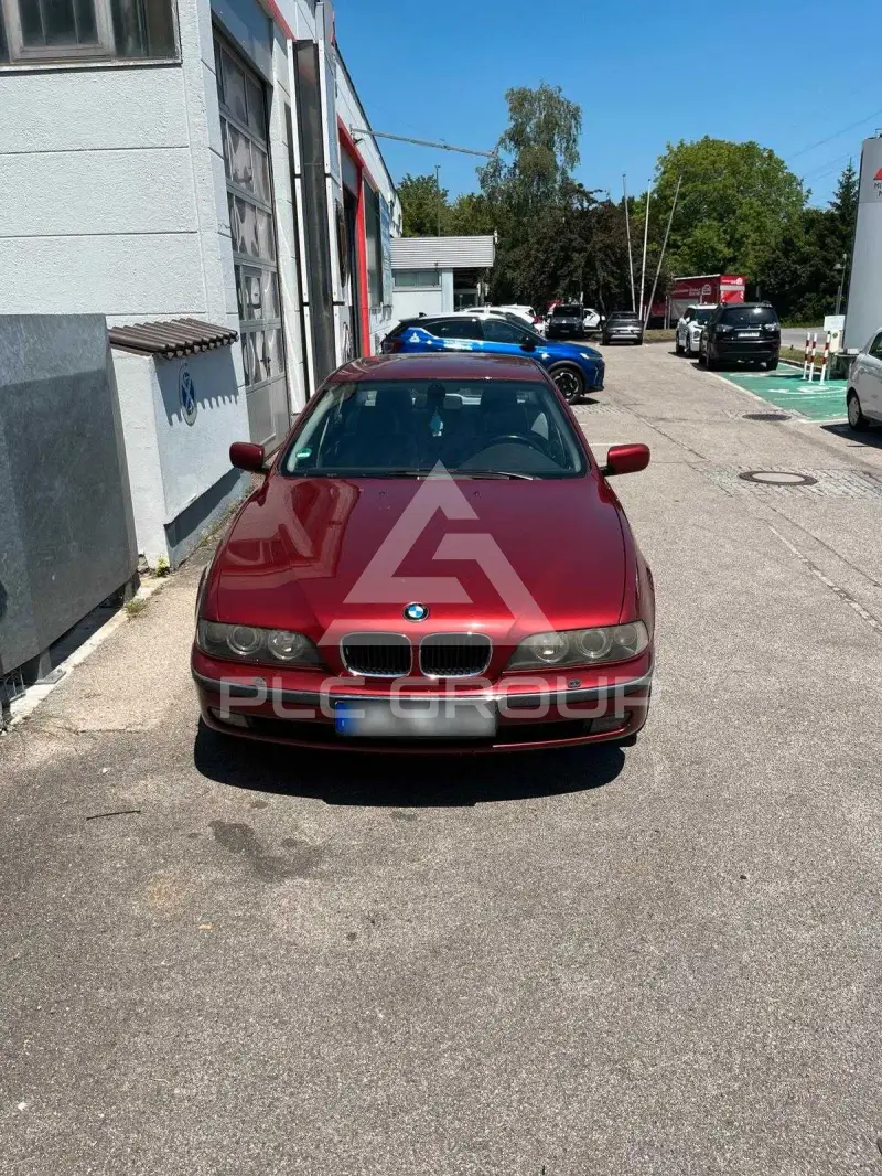 2000 BMW 523