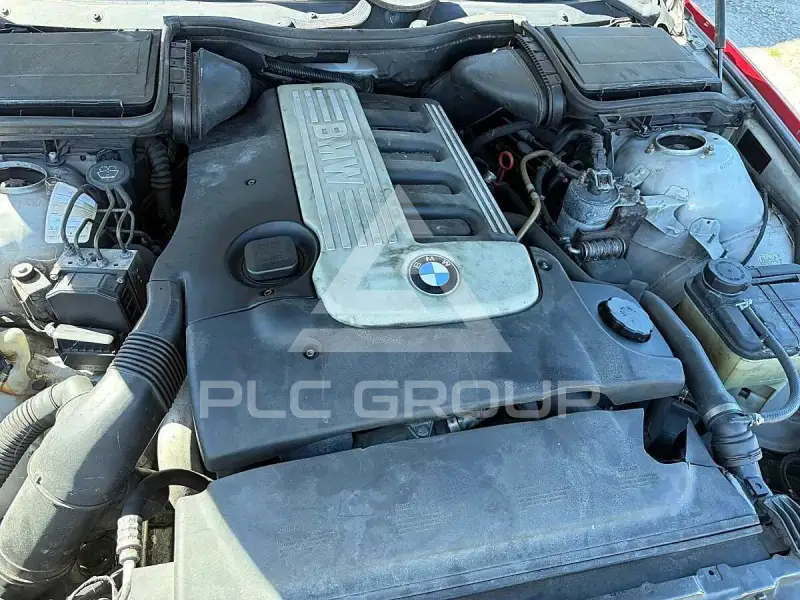 2000 BMW 523