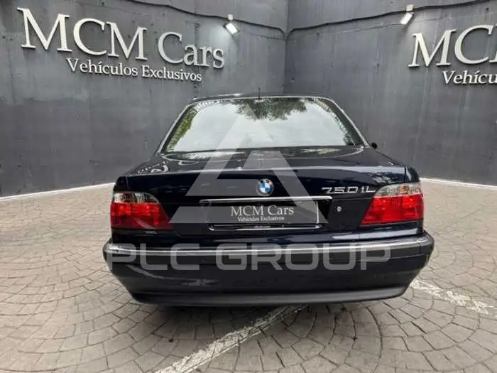 2000 BMW 7 Series