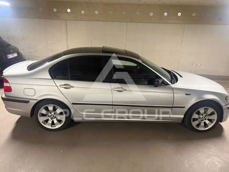 2000 BMW 330