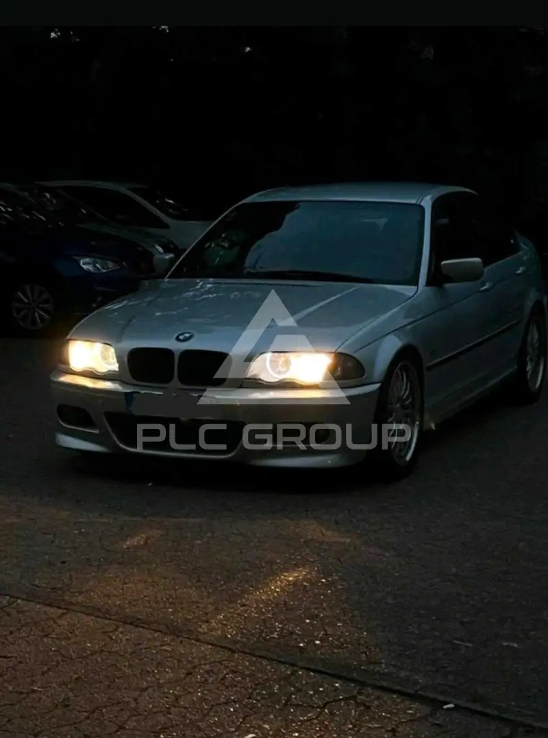 2000 BMW 330
