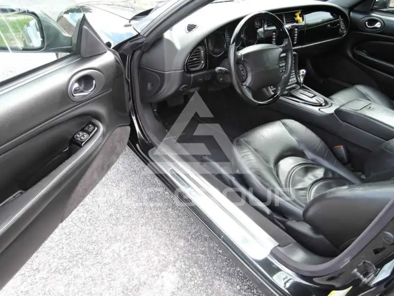 2000 Jaguar XKR