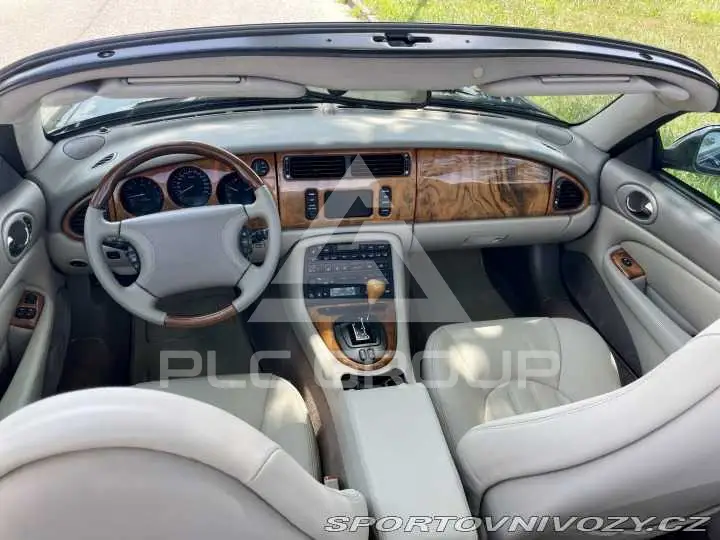 2000 Jaguar XKR