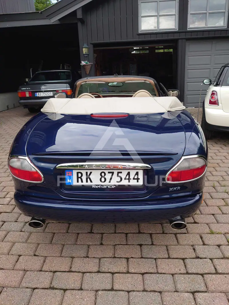 2000 Jaguar XK
