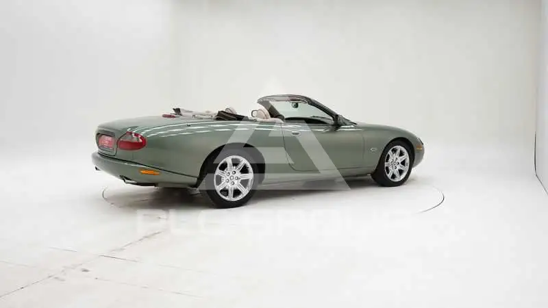 2000 Jaguar XK