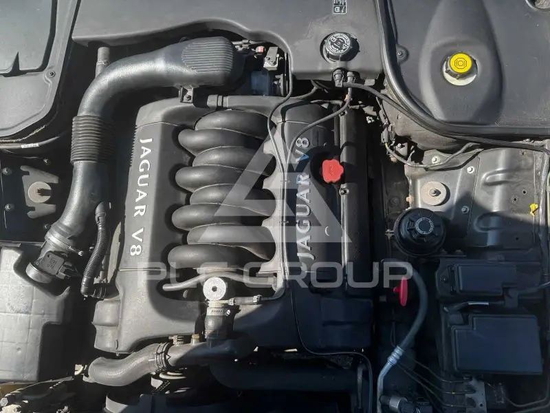 2000 Jaguar XJ