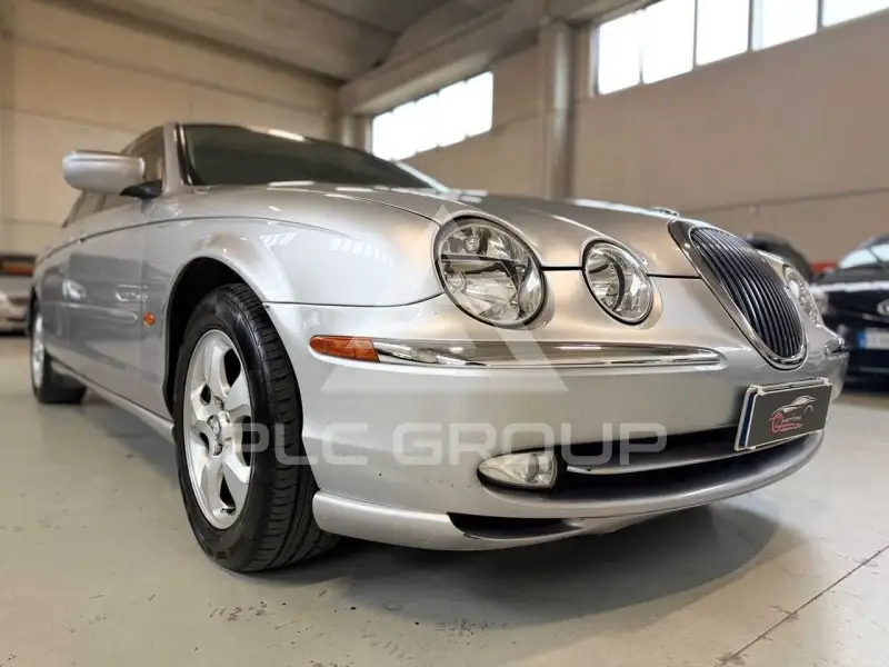 2000 Jaguar S-TYPE
