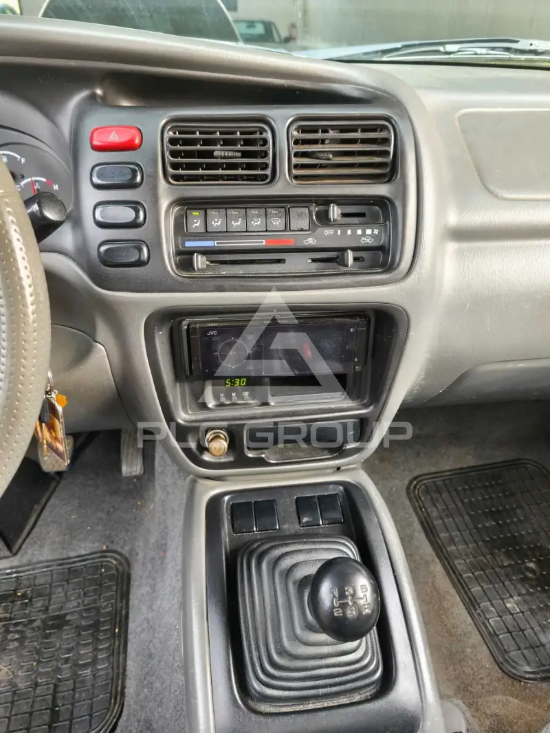 2000 Suzuki Grand Vitara
