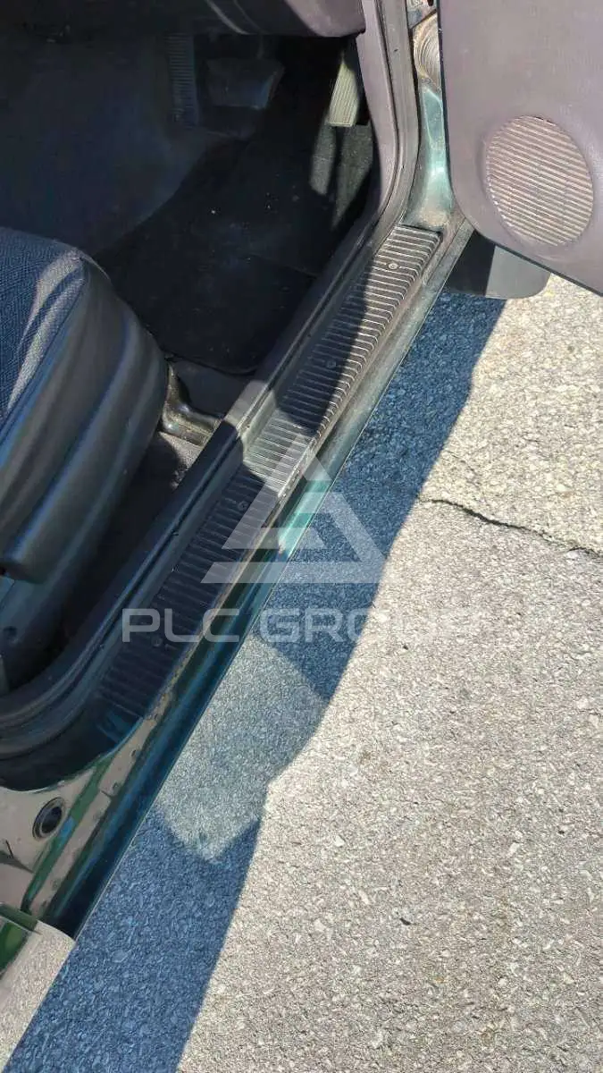 2000 Jeep CHEROKEE