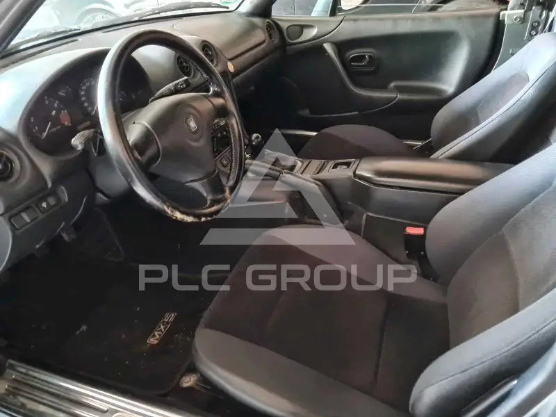 2000 Mazda MX-5