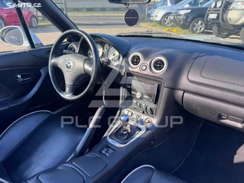 2000 Mazda MX-5