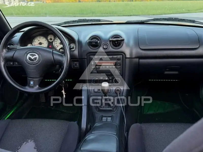 2000 Mazda MX-5