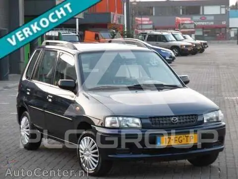 2000 Mazda Demio