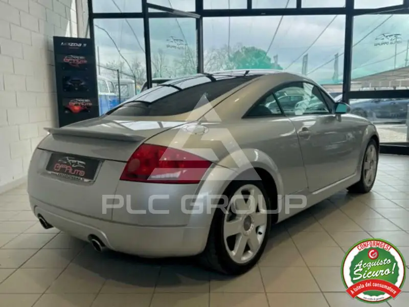 2000 Audi TT