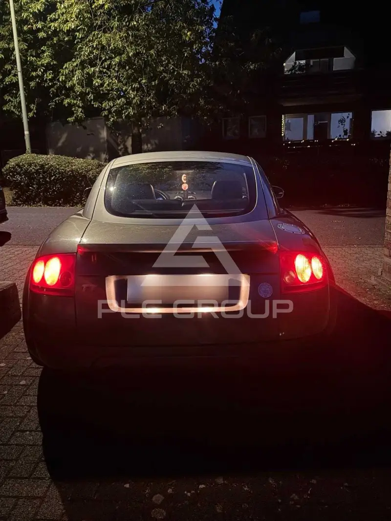 2000 Audi TT