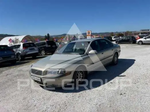 2000 Volvo S80