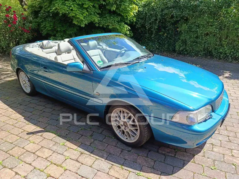 2000 Volvo C70