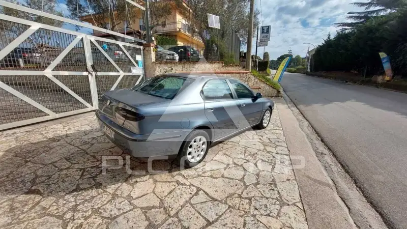 2000 Alfa Romeo 166