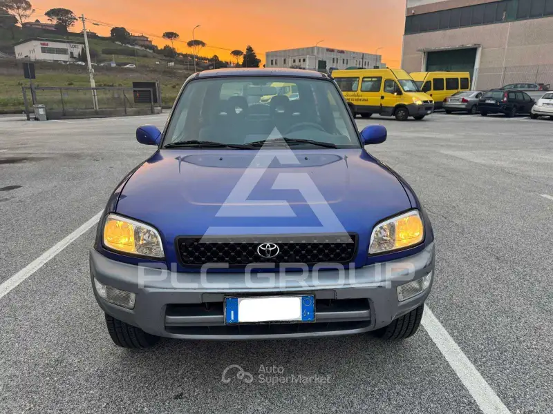 2000 Toyota RAV4