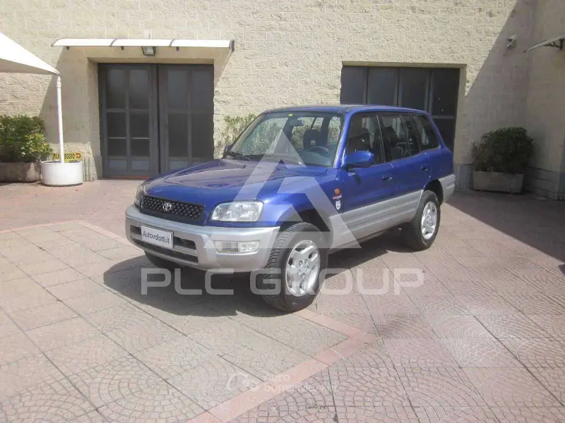 2000 Toyota RAV4