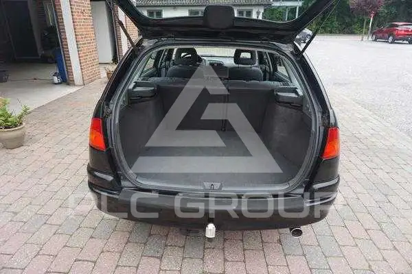 2000 Toyota Avensis