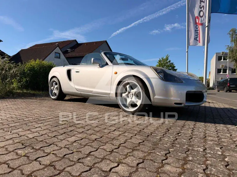 2000 Toyota MR2