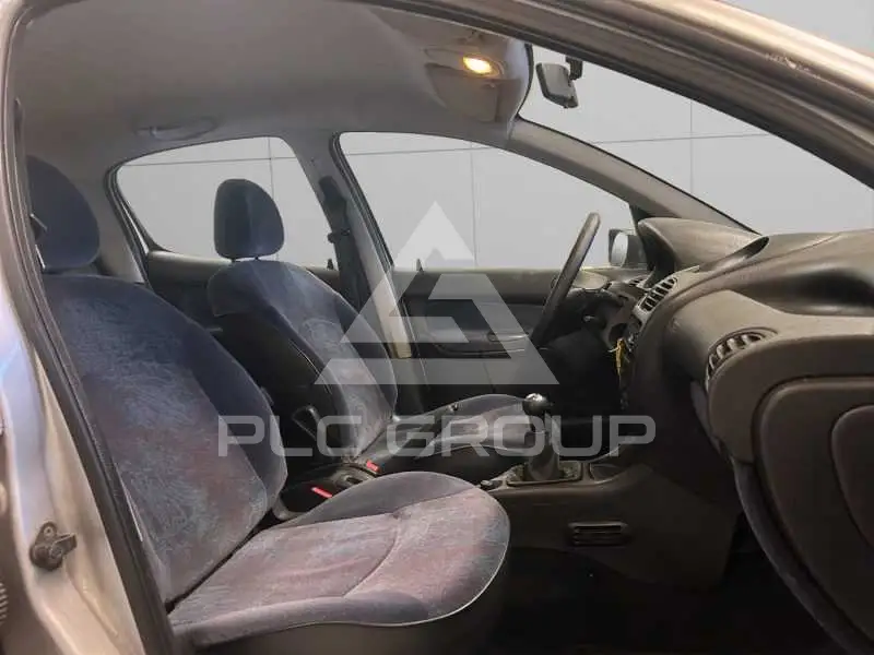 2000 Peugeot 206