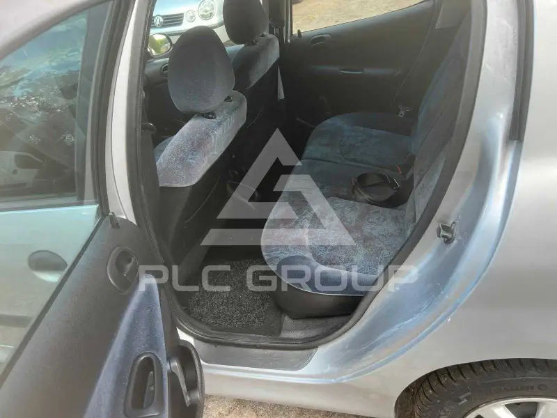 2000 Peugeot 206