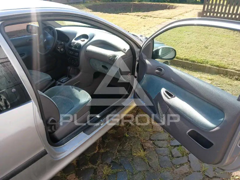 2000 Peugeot 206