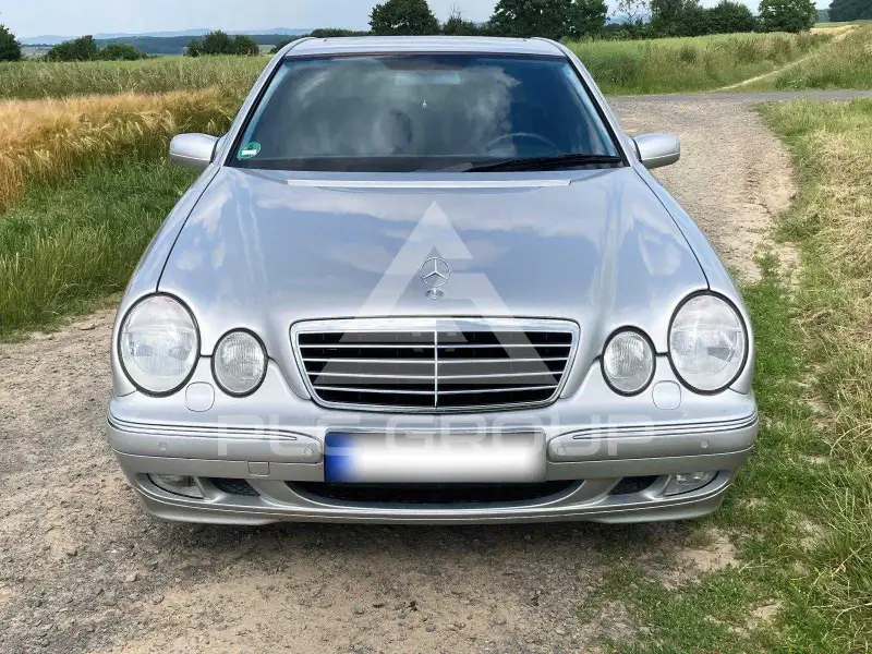 2000 Mercedes Benz E-Class
