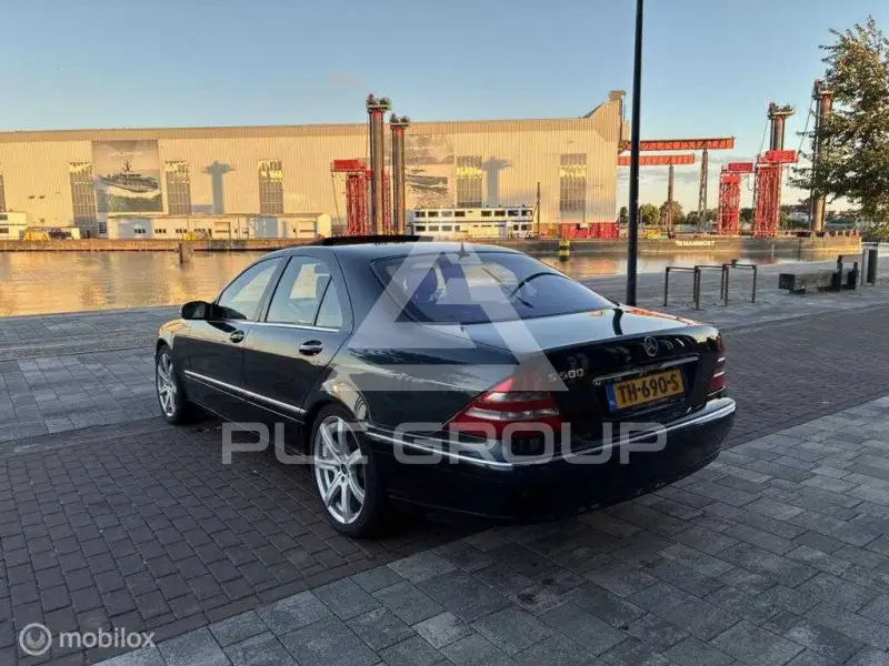 2000 Mercedes Benz S-Class