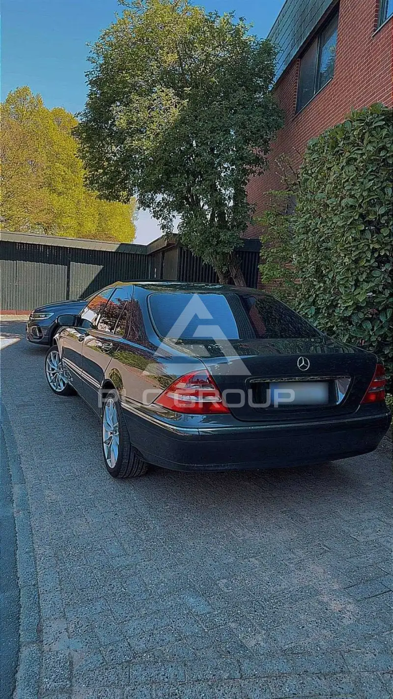 2000 Mercedes Benz S-Class
