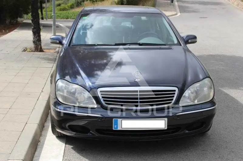 2000 Mercedes Benz 320