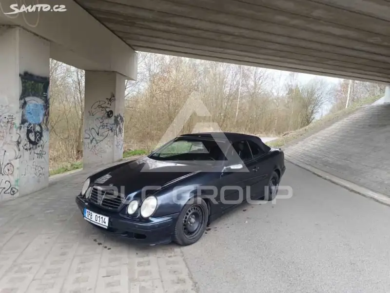 2000 Mercedes Benz CLK