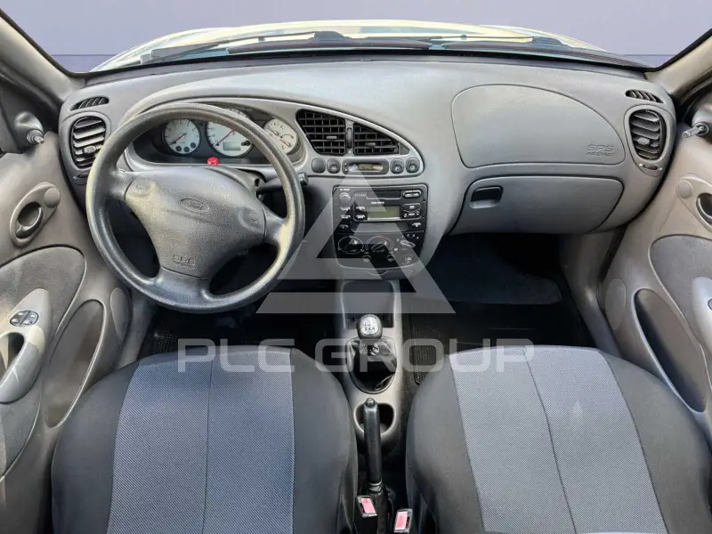 2000 Ford FIESTA