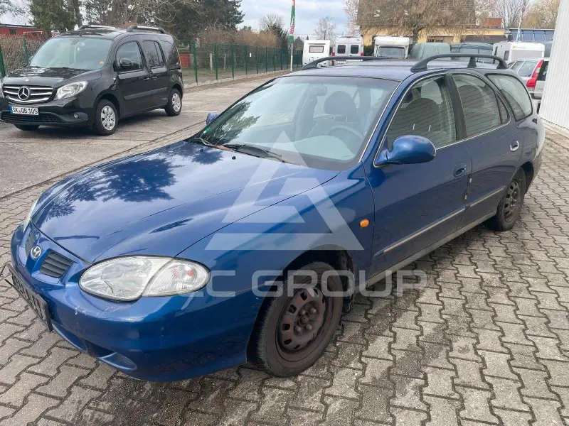 2000 Hyundai Lantra
