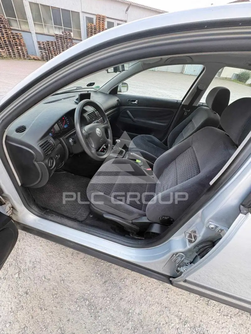 2000 Volkswagen Passat