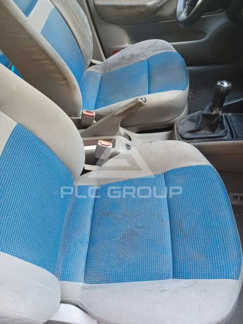 2000 Volkswagen GOLF