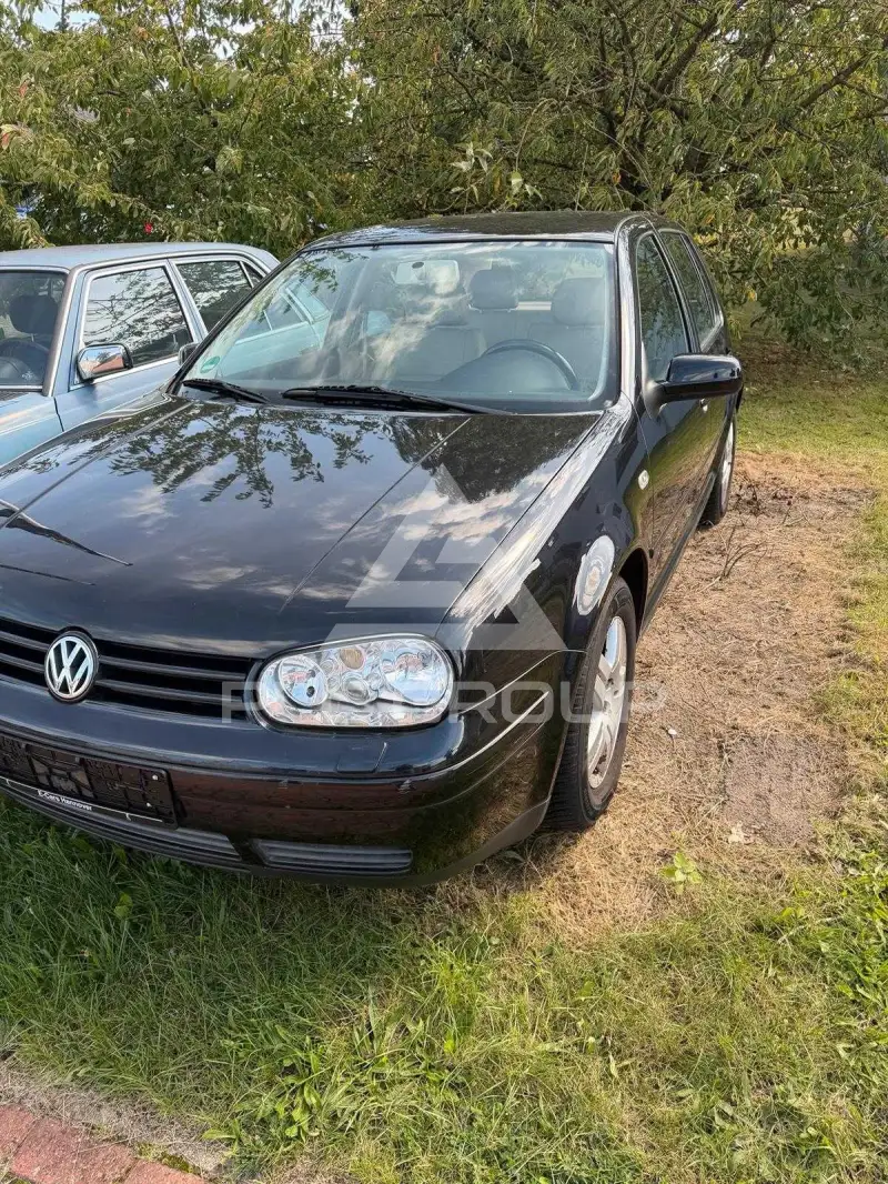 2000 Volkswagen GOLF