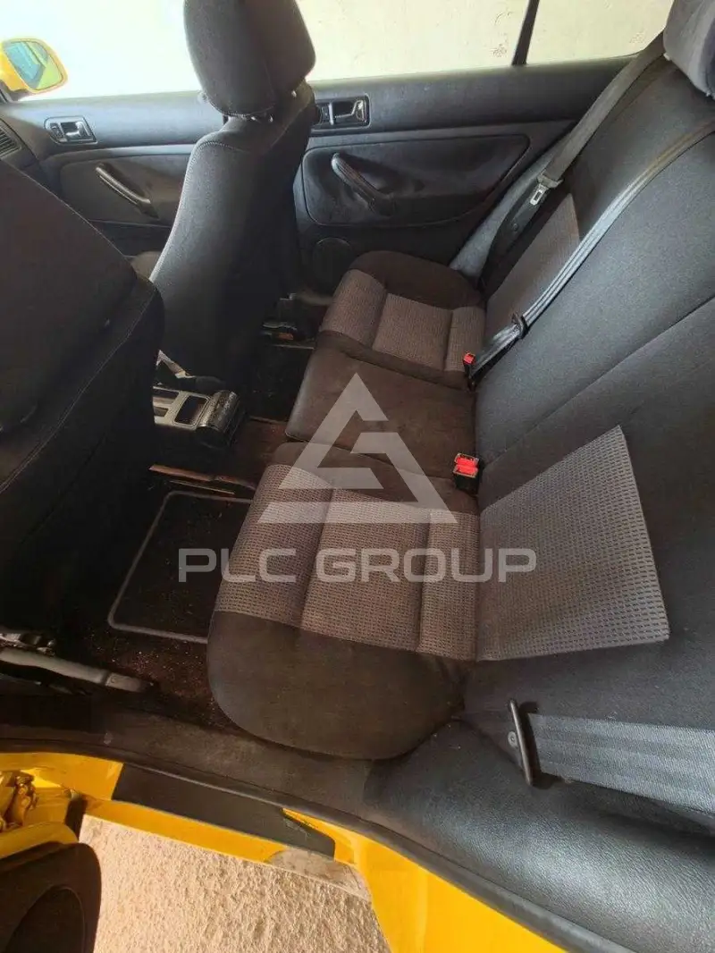 2000 Volkswagen GOLF