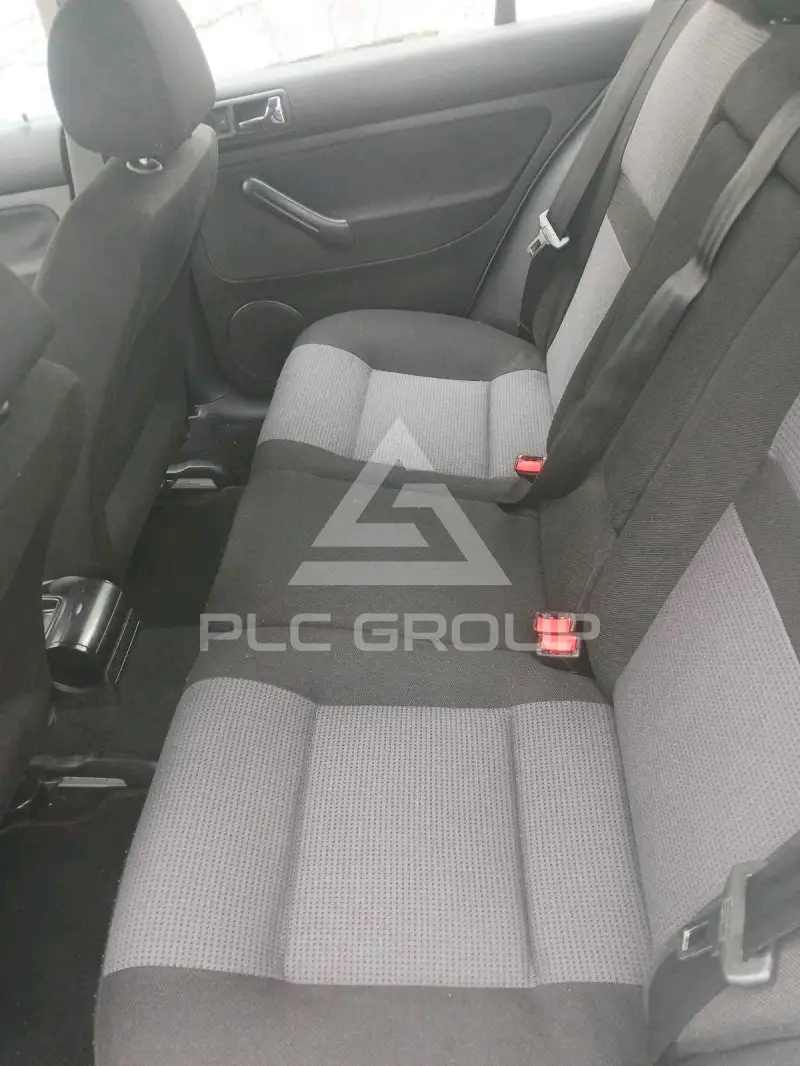 2000 Volkswagen GOLF