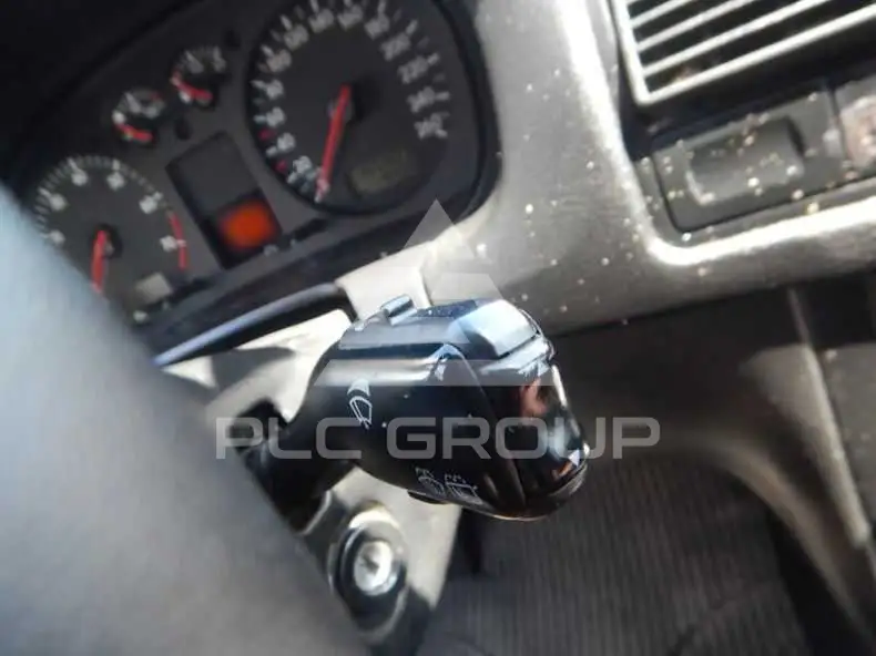 2000 Volkswagen GOLF