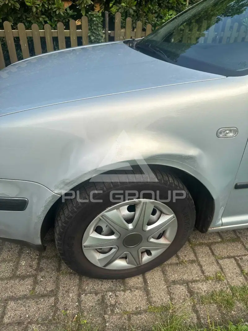2000 Volkswagen GOLF