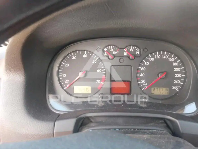 2000 Volkswagen GOLF