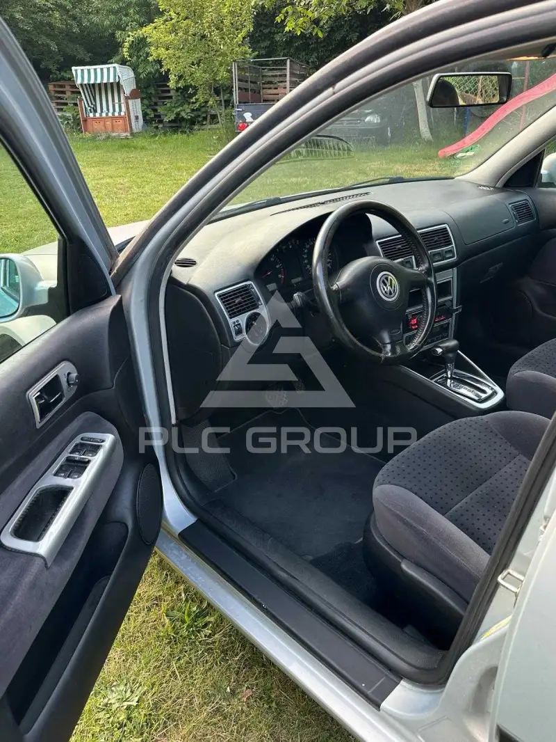 2000 Volkswagen GOLF