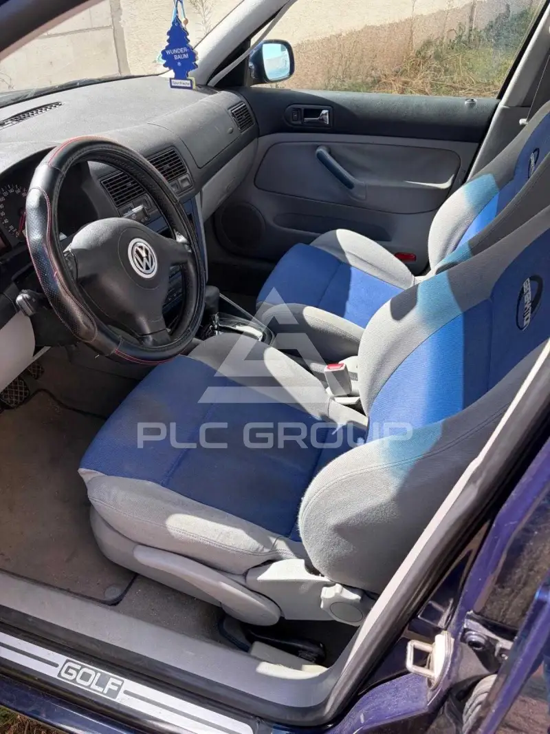 2000 Volkswagen GOLF