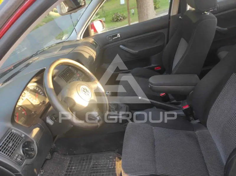 2000 Volkswagen GOLF