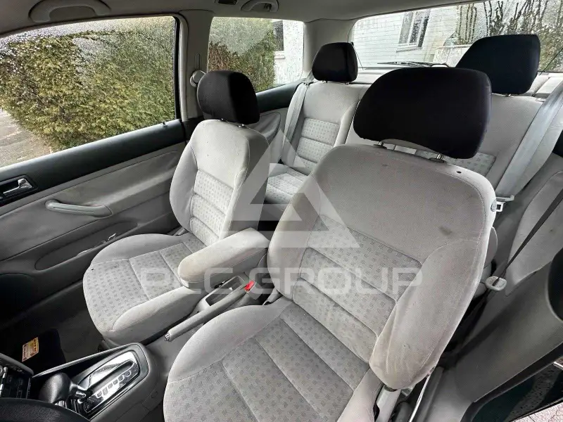 2000 Volkswagen GOLF
